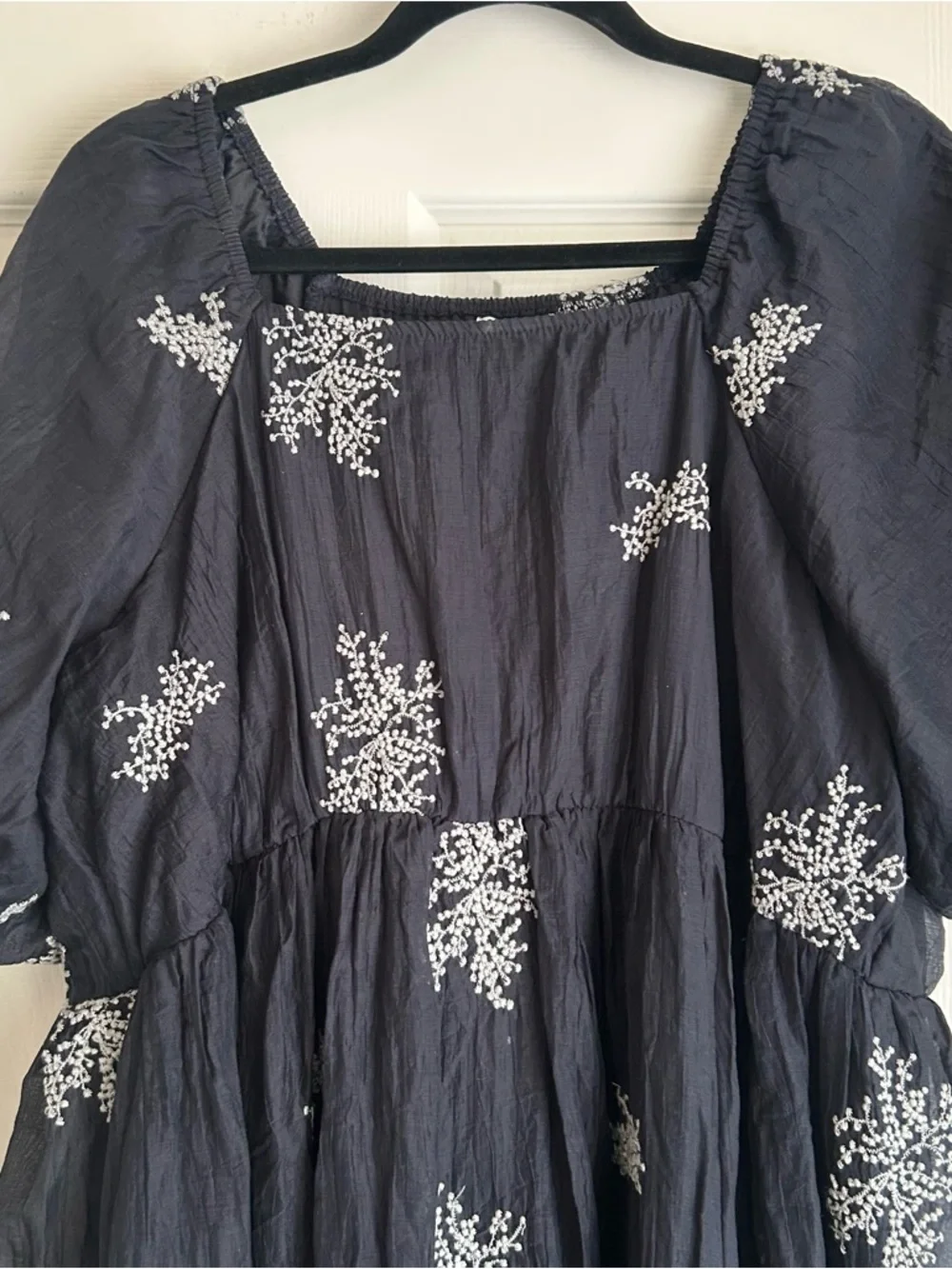 Polagram black maxi dress with white flowers size 2x nwt - Picture 2 of 4